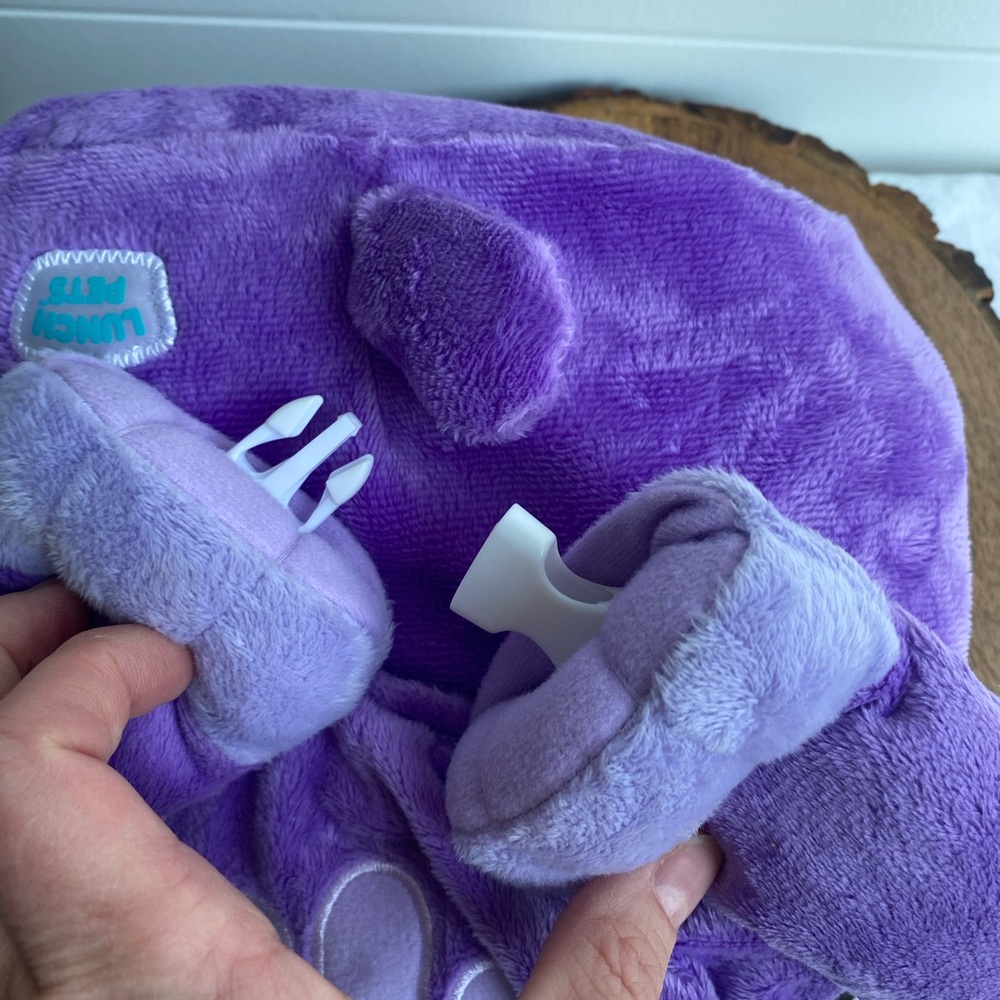 Lunch Pets Snackycat Insulated Plush Lunch Bag Purple Furry Zero Waste Snacks - Picture 6 of 6